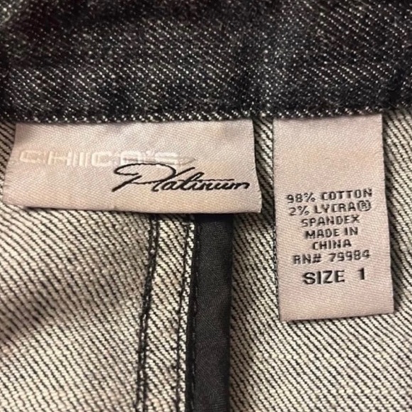 Beautiful 💙 CHICOS Platinum Jacket - Medium - Picture 11 of 14